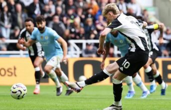 Newcastle United vs Manchester City: A Thrilling Premier League Encounter Anthony Gordon strikes home Newcastles second-half penalty