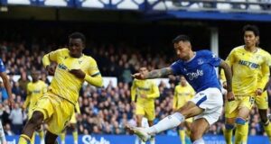 Everton Triumphs Over Crystal Palace: A Crucial Win for Sean Dyche and the Toffees Dwight McNeil Scored Twice to Earn Everton a Win Over Crystal Palace