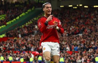 Antony Must Earn Right To Play For Manchester United Says Erik Ten Hag Antony