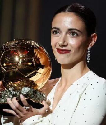 Spain and Barcelona’s Aitana Bonmati wins women’s Ballon d’Or Barcelonas Spanish midfielder Aitana Bonmati receives the Woman Ballon dOr award