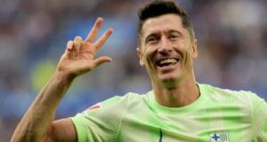 Alaves vs Barcelona: Lewandowski Hat Trick Seals Victory Robert Lewandowski's 32-minute hat-trick was the fourth quickest by a Barcelona player in La Liga