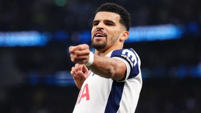 Dominic Solanke celebrates scoring Spurs’ second goal